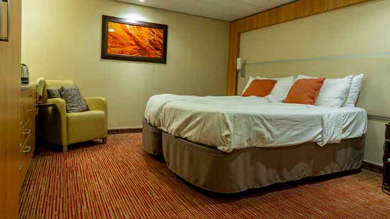 Celebrity Eclipse inside accessible stateroom
