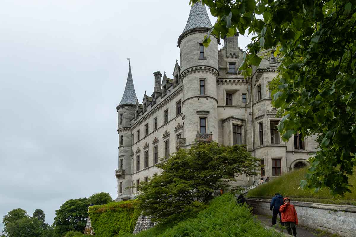Dunrobin Castle outside