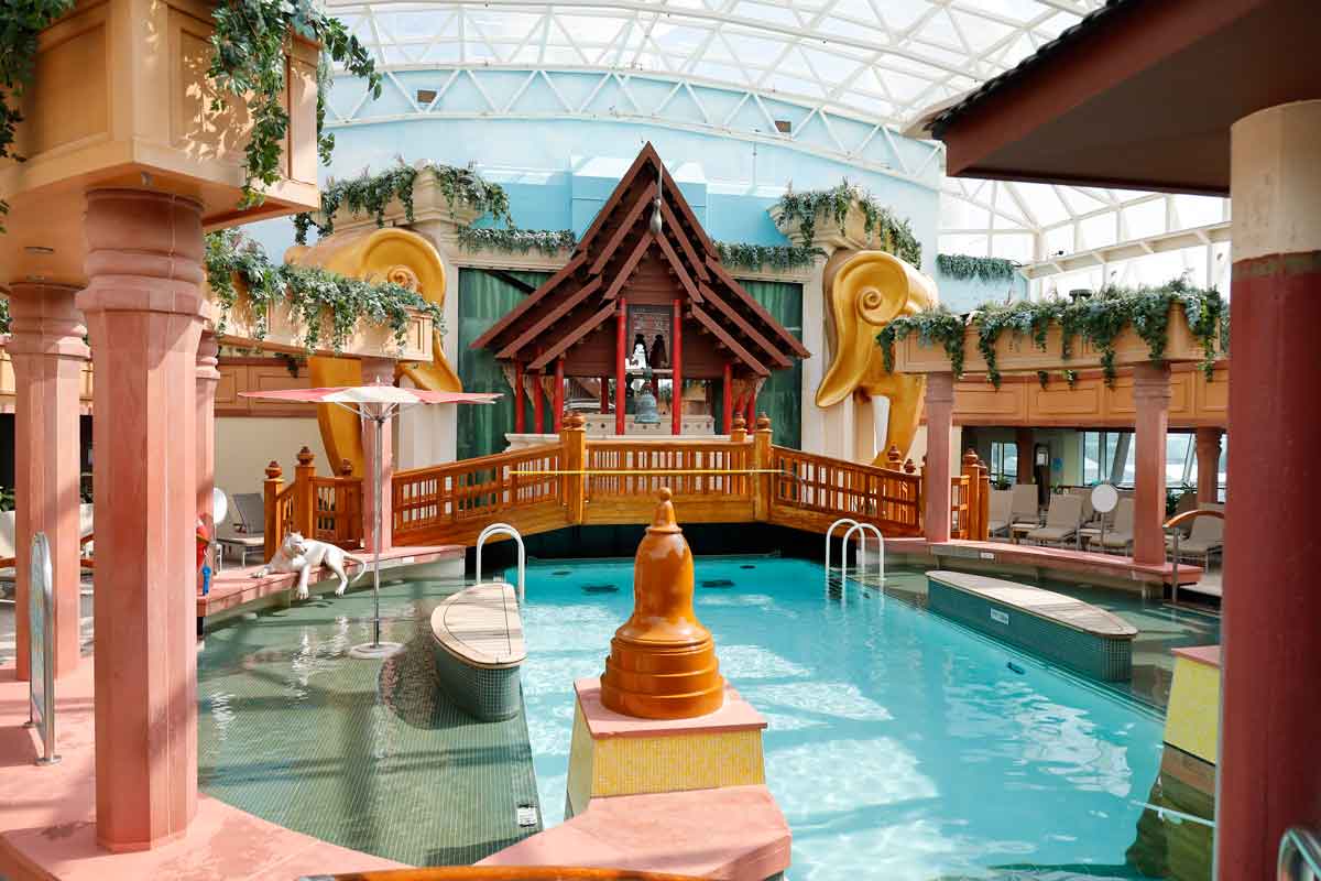 Jewel of the Seas Solarium